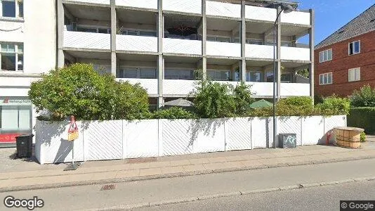 Lejligheder til salg i Charlottenlund - Foto fra Google Street View